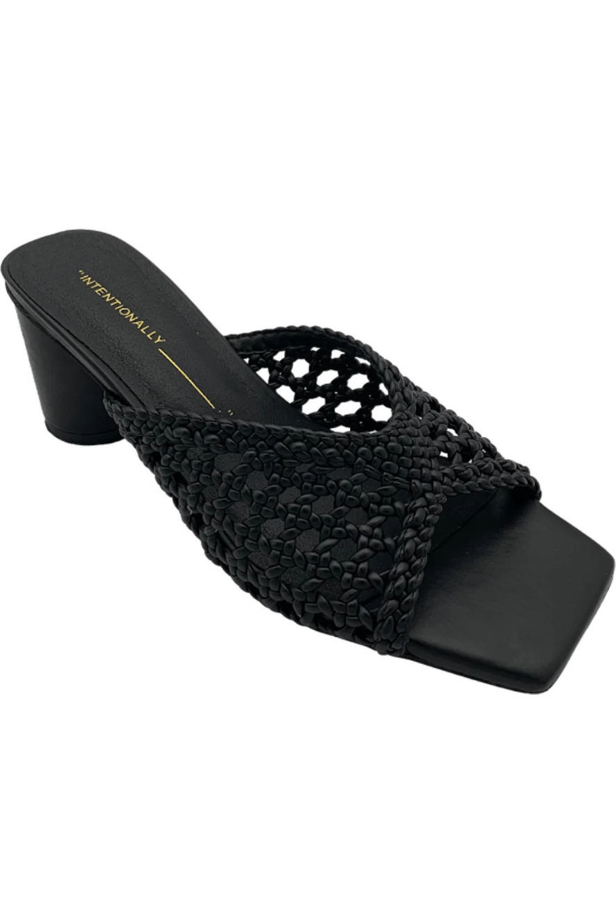 INTENTIONALLY BLANK Woven Mules Cassandra Black - Medium